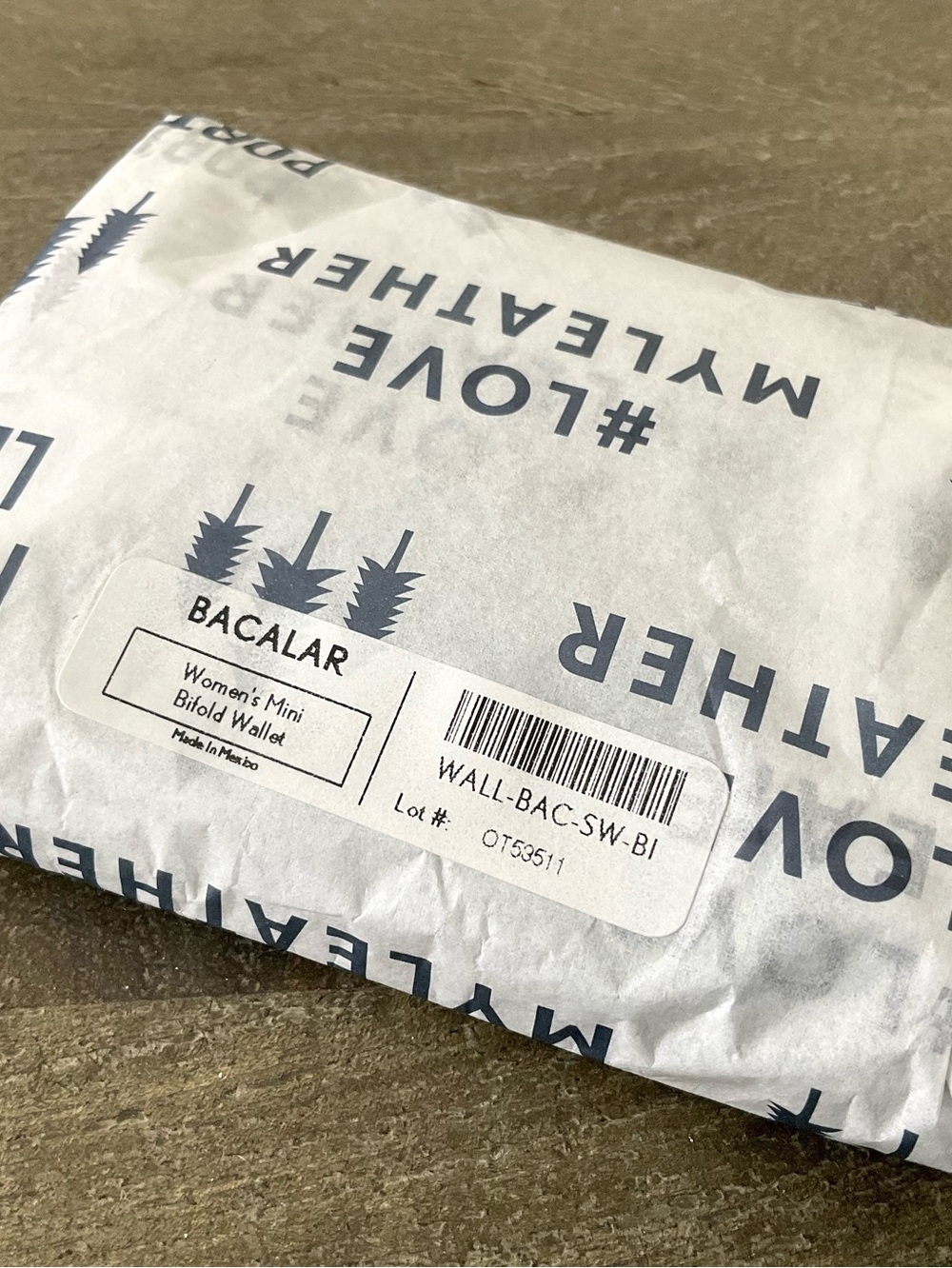 PLG New Premium Mini Bifold Wallet in Bacalar Full Grain Leather